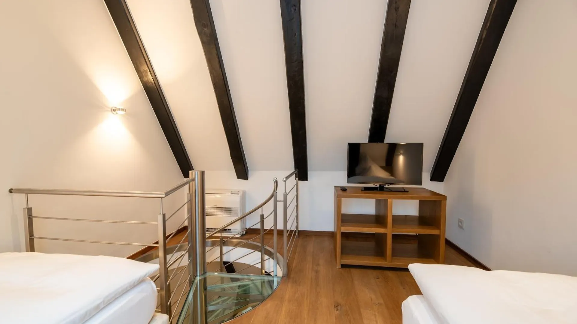 ***** Hotel Neumuehle Resort & Spa Hammelburg Duitsland